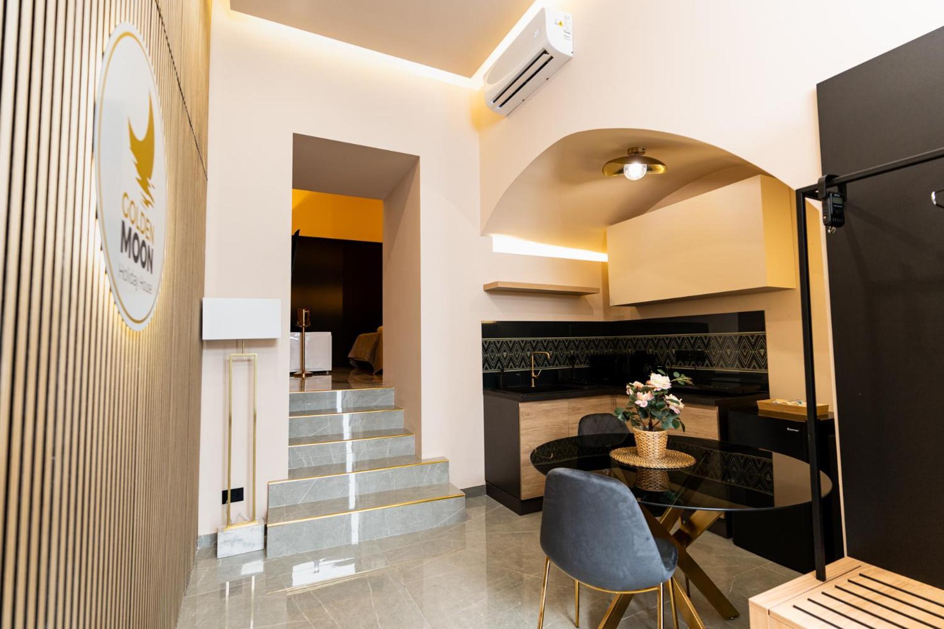 קטאניה Golden Moon Holiday House מראה חיצוני תמונה
